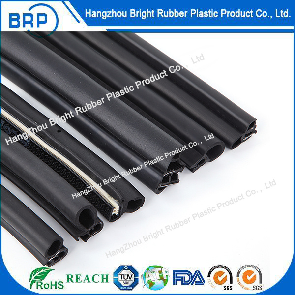 
                China Factory Custom Rubber Extruded Parts 