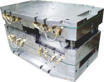 
                Cold Runner Rubber Injection Moding Mould f
